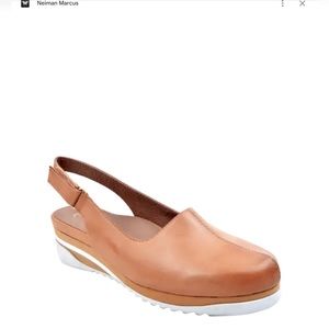 Bettye Muller Taye Leather Slingback Clogs-7M